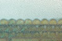 Sous la pluie